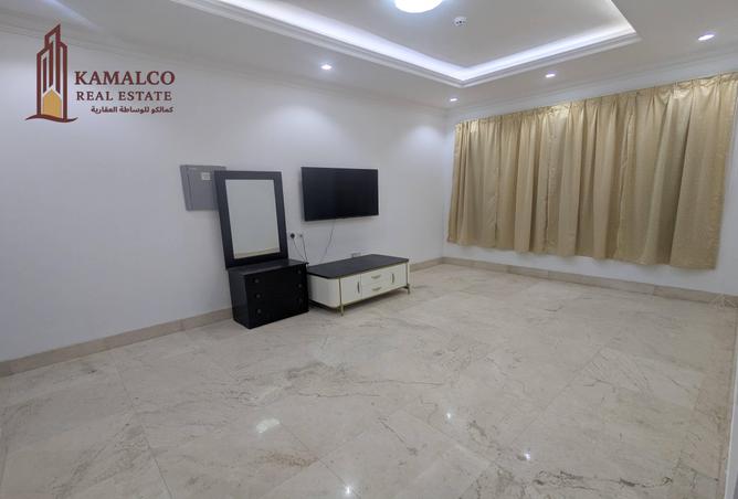 931332 - Property Image 2