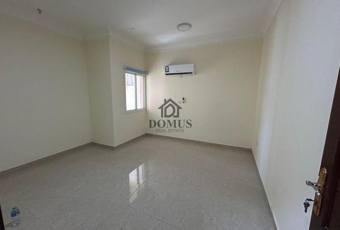 991644 - Property Image 2