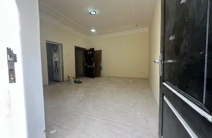 Apartment - Studio - 1 Bathroom for rent in Bu Hamour Street - Abu Hamour - Doha Apartment - Studio - 1 Bathroom for rent in Bu Hamour Street - Abu Hamour - Doha