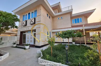 Villa - 4 Bedrooms - 6 Bathrooms for rent in Onaiza Street - Diplomatic Area - Doha