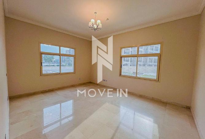 981334 - Property Image 3