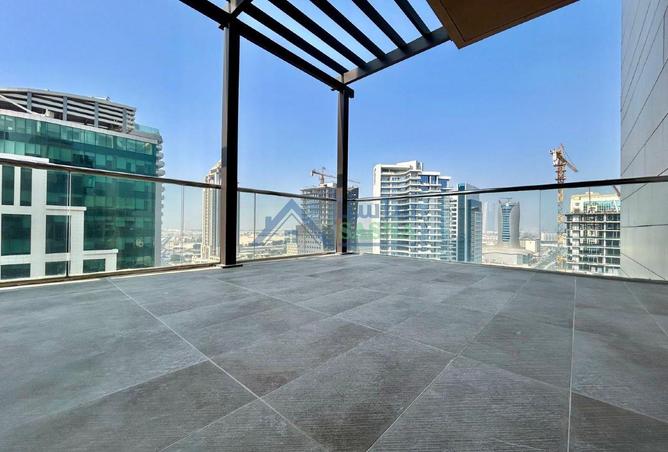 974060 - Property Image 2