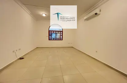 Apartment - 3 Bedrooms - 3 Bathrooms for rent in Madinat Khalifa South - Madinat Khalifa - Doha