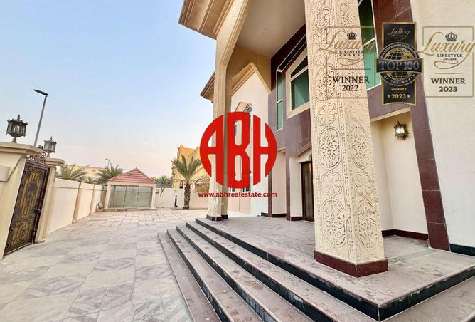 974278 - Property Image 2