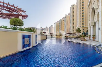 شقة - 3 غرف نوم - 3 حمامات للايجار في فيفا غرب - فيفا بحرية - جزيرة اللؤلؤة - الدوحة