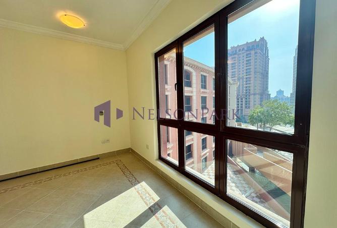 994399 - Property Image 2