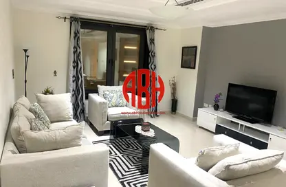 Apartment - 2 Bedrooms - 3 Bathrooms for rent in East Porto Drive - Porto Arabia - The Pearl Island - Doha