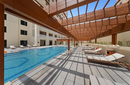 Apartment - 1 Bedroom - 2 Bathrooms for rent in Tower 23 - Porto Arabia - The Pearl Island - Doha