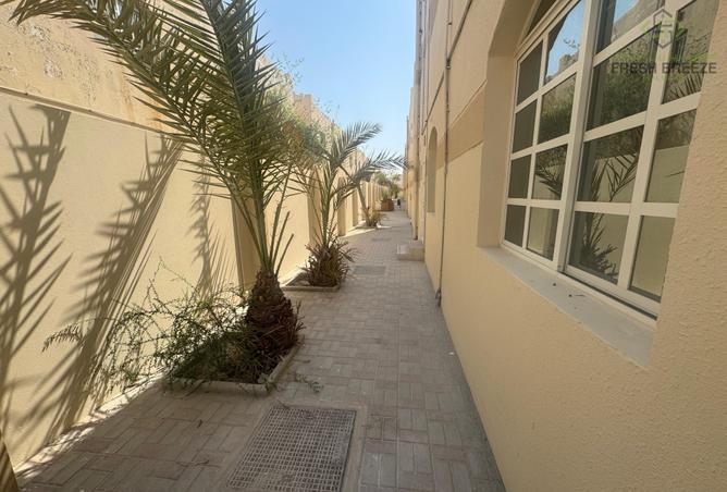 905016 - Property Image 3
