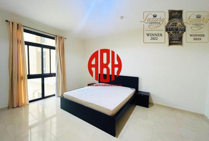 962820 - Property Image 2