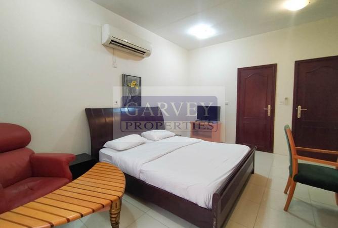 930744 - Property Image 3