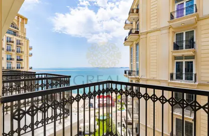 Apartment - 2 Bedrooms - 2 Bathrooms for rent in Floresta Gardens - Floresta Gardens - The Pearl Island - Doha