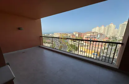 Apartment - 2 Bedrooms - 3 Bathrooms for rent in East Porto Drive - Porto Arabia - The Pearl Island - Doha