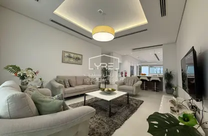 Villa - 5 Bedrooms - 7 Bathrooms for rent in Wadi Al Markh - Muraikh - AlMuraikh - Doha