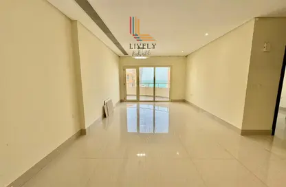 شقة - 2 غرف نوم - 2 حمامات للايجار في برج مارينا 21 - منطقة المارينا - الوسيل