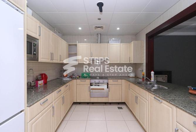 948304 - Property Image 2