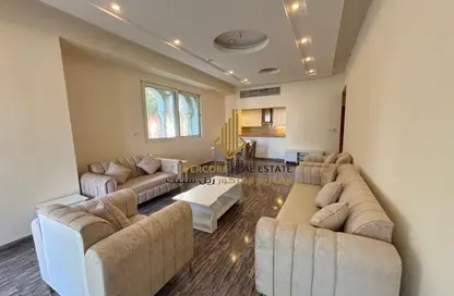 Apartment - 2 Bedrooms - 3 Bathrooms for rent in Viva East - Viva Bahriyah - The Pearl Island - Doha