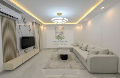 Apartment - 2 Bedrooms - 2 Bathrooms for rent in Umm Ghuwailina 4 - Umm Ghuwailina - Doha
