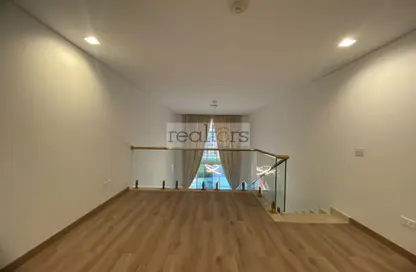 Apartment - 1 Bedroom - 2 Bathrooms for rent in Al Mutahidah Tower - Viva Bahriyah - The Pearl Island - Doha