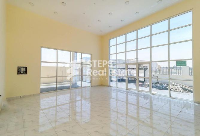 937944 - Property Image 2