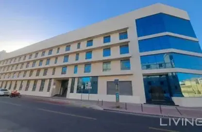 Apartment - 1 Bedroom - 2 Bathrooms for rent in Al Sadd Road - Al Sadd - Doha
