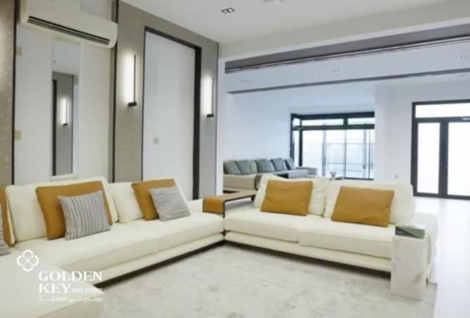 925920 - Property Image 2