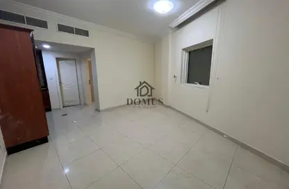 Apartment - 2 Bedrooms - 1 Bathroom for rent in Thabit Bin Zaid Street - Al Mansoura - Doha
