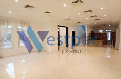 فيلا - 4 غرف نوم - 4 حمامات للايجار في فلل واست باي لاغون - وست باي لاجون - بحيرة وست لاجون - الدوحة