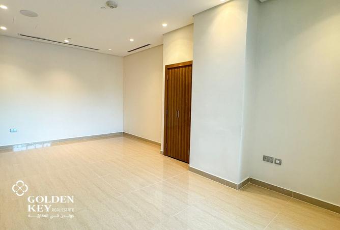 980532 - Property Image 3