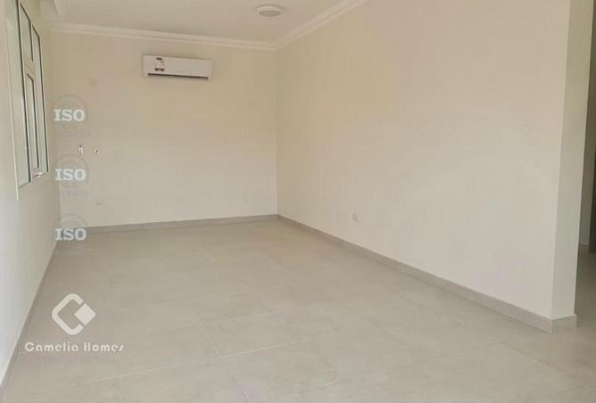 963396 - Property Image 2