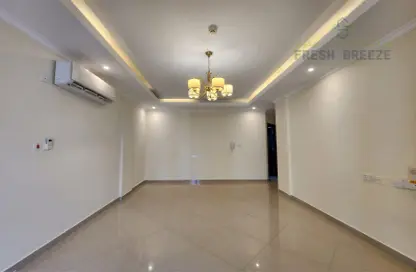 Empty Room image for: Apartment - 3 Bedrooms - 3 Bathrooms for rent in Najma - Doha, Image 1