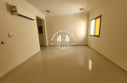 Apartment - 2 Bedrooms - 2 Bathrooms for rent in Bin Omran - Fereej Bin Omran - Doha