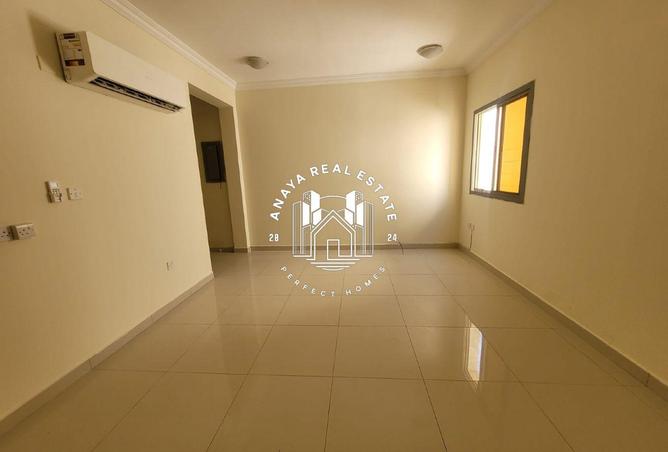 954249 - Property Main Image