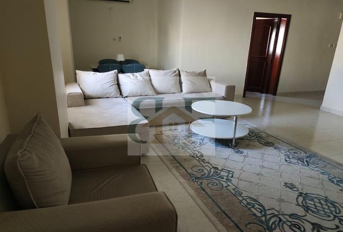 986738 - Property Image 2