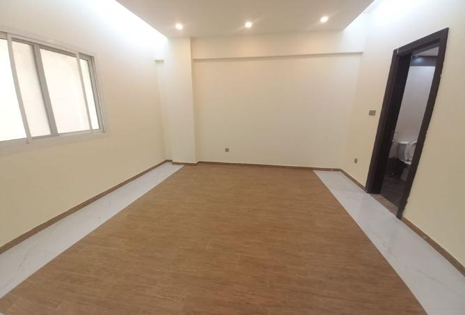 996995 - Property Image 2