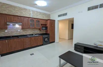 Apartment - 2 Bedrooms - 2 Bathrooms for rent in Al Mansoura - Al Mansoura - Doha