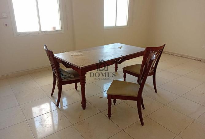 953785 - Property Image 2