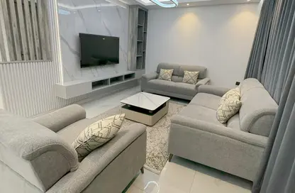 Villa - 1 Bedroom - 1 Bathroom for rent in Al Duhail - Al Duhail - Doha