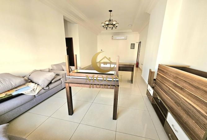 972040 - Property Image 2