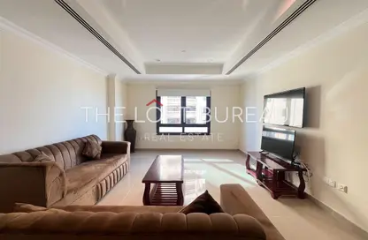 Apartment - 1 Bedroom - 2 Bathrooms for rent in East Porto Drive - Porto Arabia - The Pearl Island - Doha