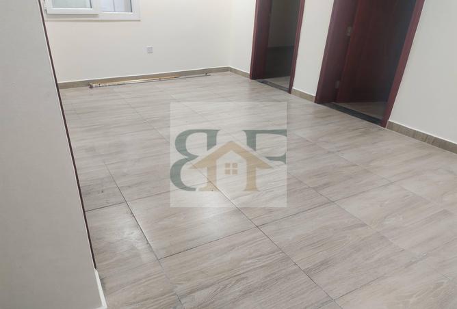952753 - Property Image 2