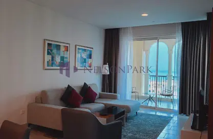 Apartment - 1 Bedroom - 2 Bathrooms for rent in Viva West - Viva Bahriyah - The Pearl Island - Doha