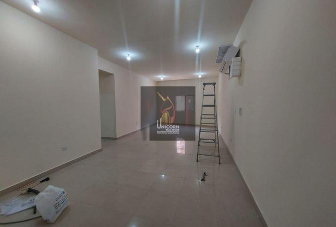 925947 - Property Image 2