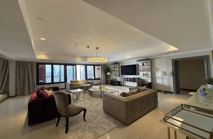 Apartment - 3 Bedrooms - 4 Bathrooms for rent in East Porto Drive - Porto Arabia - The Pearl Island - Doha