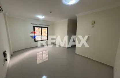 Apartment - 3 Bedrooms - 2 Bathrooms for rent in Fereej Bin Mahmoud North - Fereej Bin Mahmoud - Doha