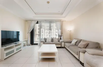 Apartment - 1 Bedroom - 2 Bathrooms for rent in East Porto Drive - Porto Arabia - The Pearl Island - Doha