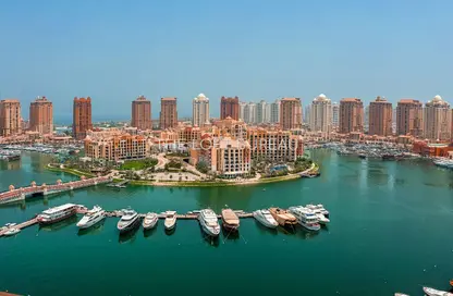 Apartment - 3 Bedrooms - 4 Bathrooms for rent in Tower 4 - Porto Arabia - The Pearl Island - Doha
