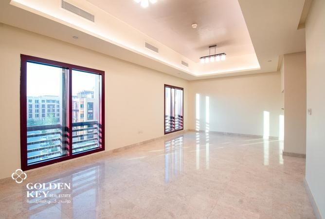 812692 - Property Main Image