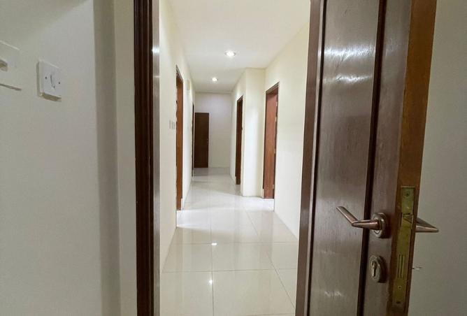 953288 - Property Image 3