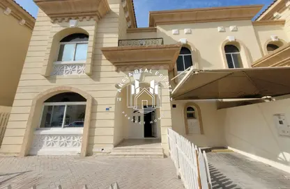 فيلا - 3 غرف نوم - 4 حمامات للايجار في مريخ - المريخ - الدوحة